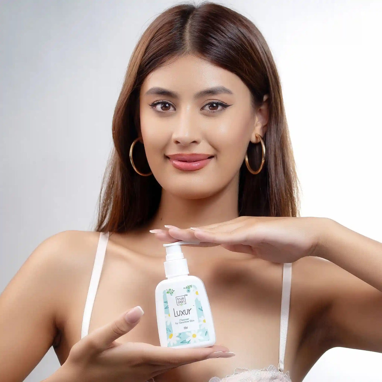 Cleanser_for_sensitive_skin_-_true_skin