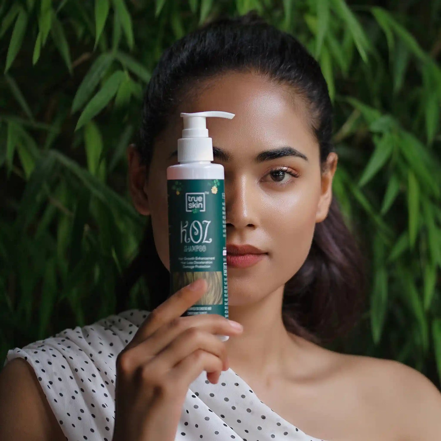 Anti-dandruff shampoo with aloe vera and biotin