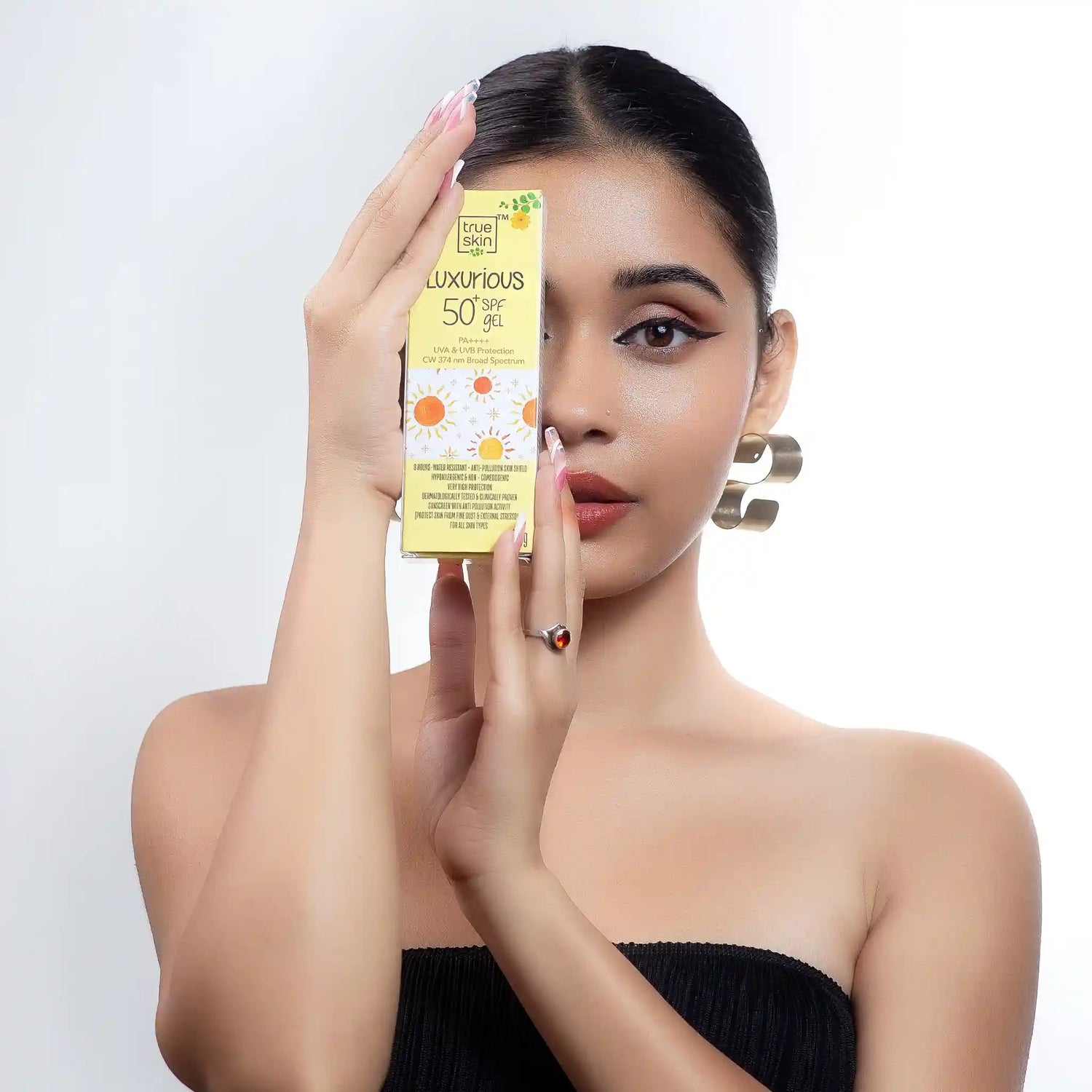 Sun block gel SPF 50 with soothing and hydrating formula